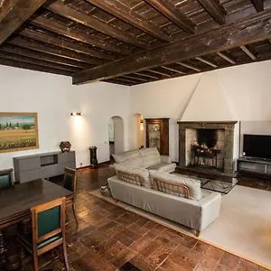 Historical In The Center Of - Larihome A02 Apartment Gravedona