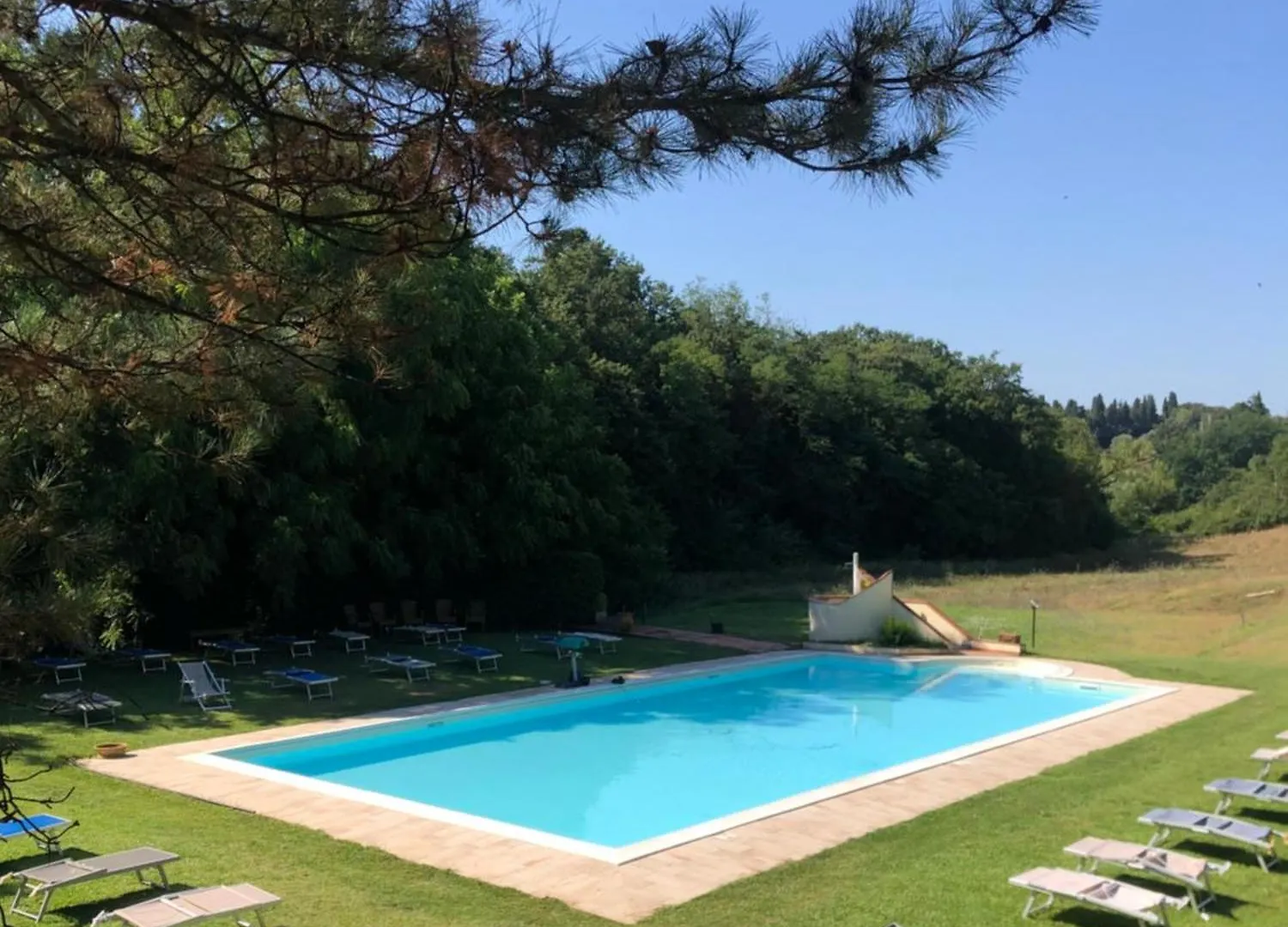 Cascina De\' Fagiolari contacts